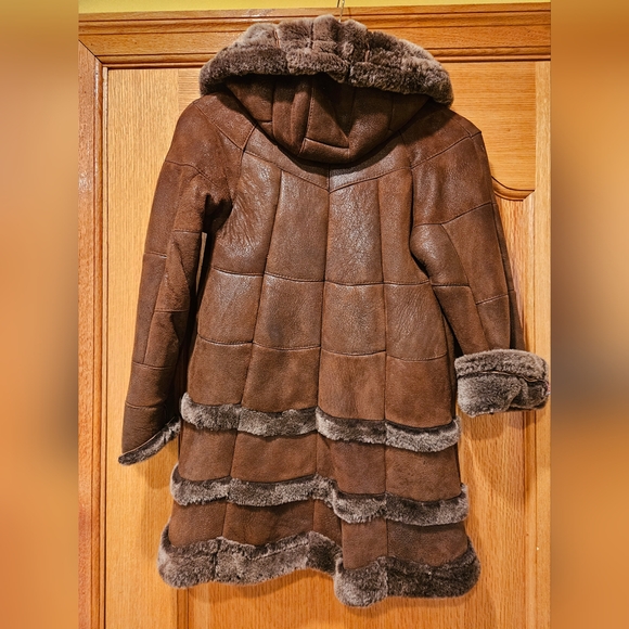 Children's sheepskin coat - Picture 2 of 14